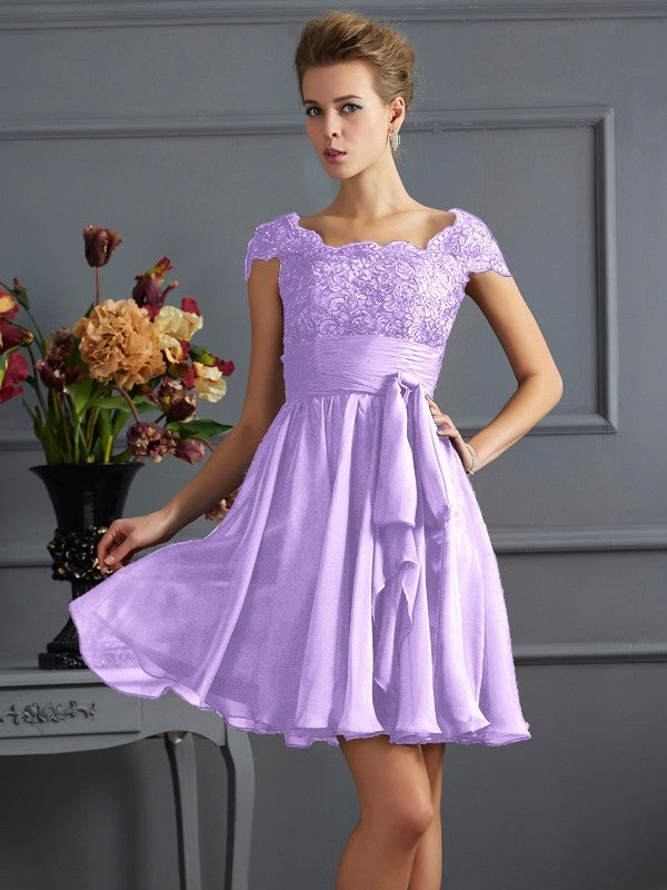 Chic Short Sleeves Lace Short Chiffon Bridesmaid Dresses