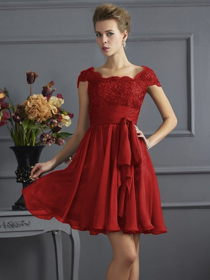 Chic Short Sleeves Lace Short Chiffon Bridesmaid Dresses