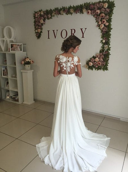 Classic Lace Appliques Wedding Dress Long Chiffon Split