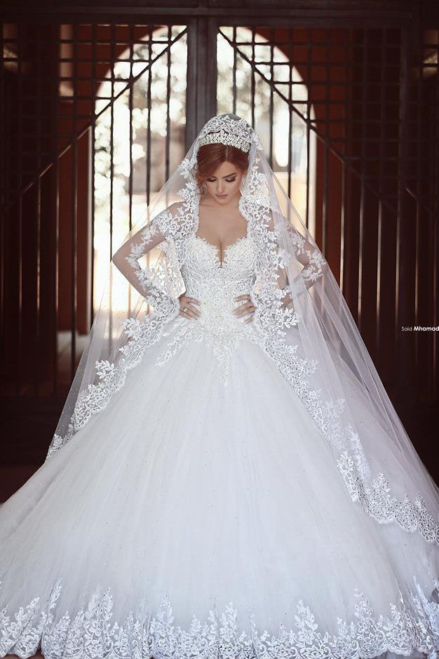 Classic White Lace Ball Gown Wedding Dress Popular Sweep Train Long Sleeves Bridal Gown