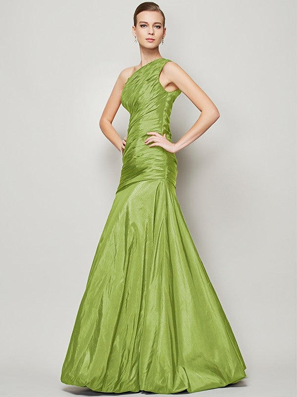 Classy Sleeveless One Shoulders Pleats Long Taffeta Bridesmaid Dresses