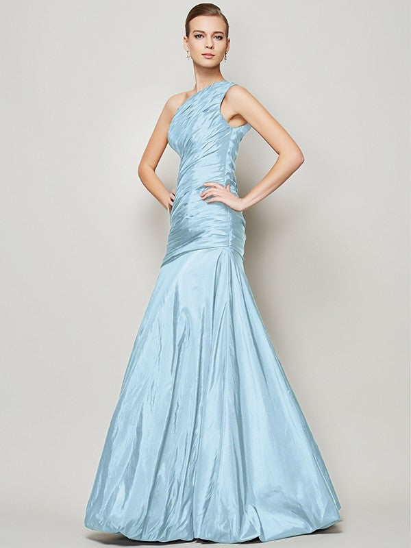 Classy Sleeveless One Shoulders Pleats Long Taffeta Bridesmaid Dresses