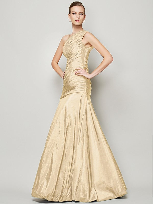 Classy Sleeveless One Shoulders Pleats Long Taffeta Bridesmaid Dresses