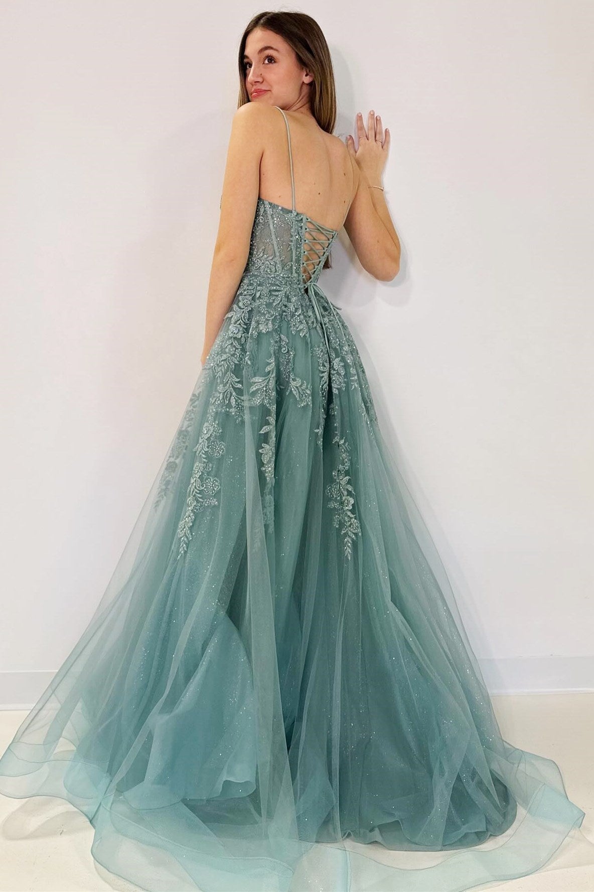 Cozy | Tulle Appliques Lace-Up A-Line Long Prom Dress