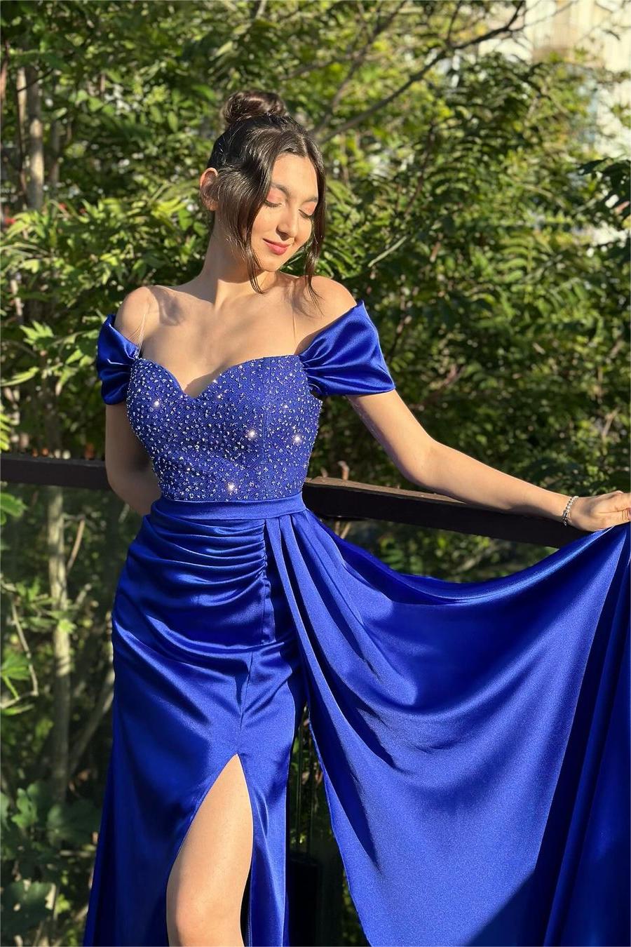 edgynewlook Glamorous Royal Blue Satin Off the Shoulder Pleated Long Split Prom Dress with Beadings