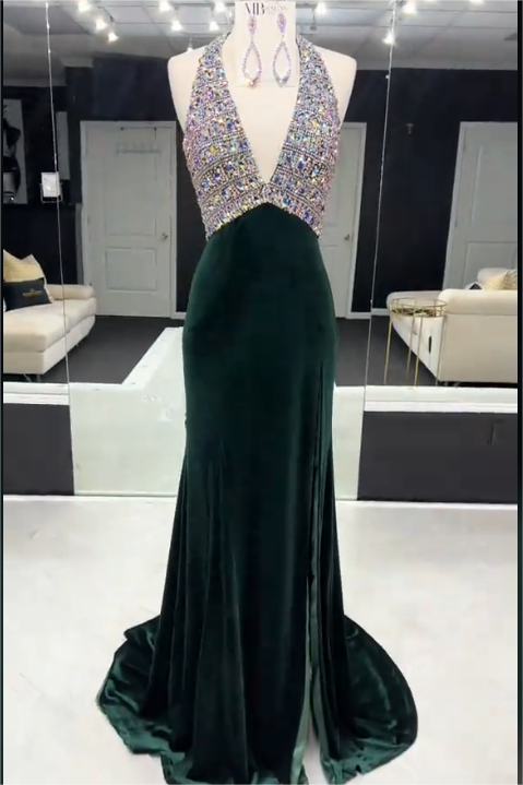 edgynewlook Glamorous Dark Green Halter Sleeveless Split Mermaid Prom Dress with Beadings