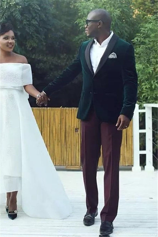 Dark Green Velvet Shawl Lapel Wedding Suits for Men