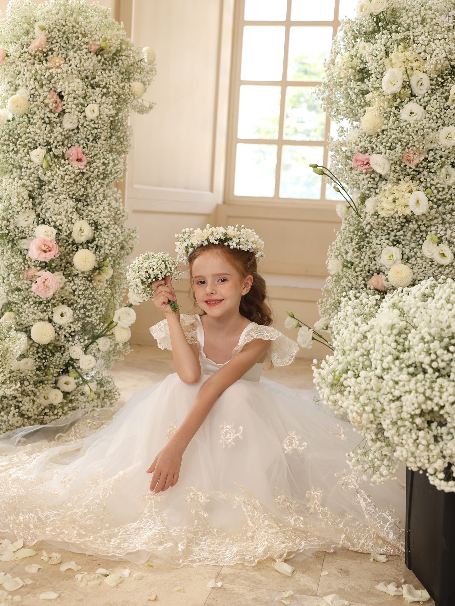 Ball-Gown Tulle Square Neckline Sleeveless Floor-Length Lace Flower Girl Dresses