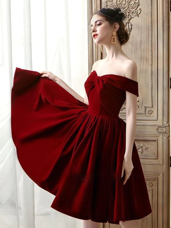 Lovely Sweetheart Wine Red Velvet Short Party Dress, Dark Red Velvet Prom Dress Homecoming Dress  gh98