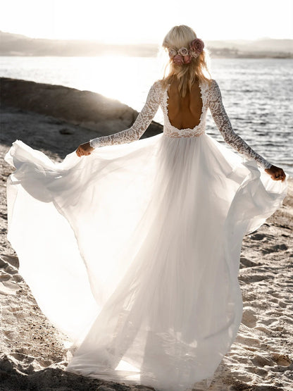 A-Line/Princess Scoop Floor-length Wedding Dress