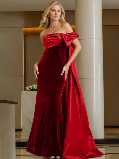 Sheath/Column Off-the-Shoulder Sleeveless Floor-Length Evening Dresses with Watteau Train