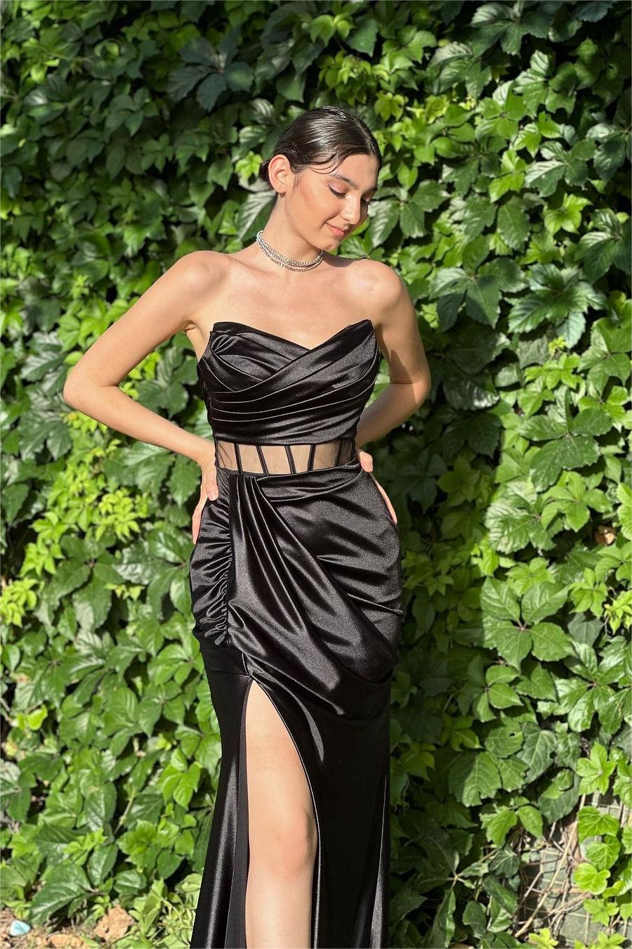 edgynewlook Stunning Black Satin Sleeveless Strapless Pleated Prom Dress with Long Split