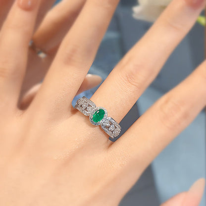 Vintage Minimalist Exquisite Rhinestone Emerald Gemstone Ring