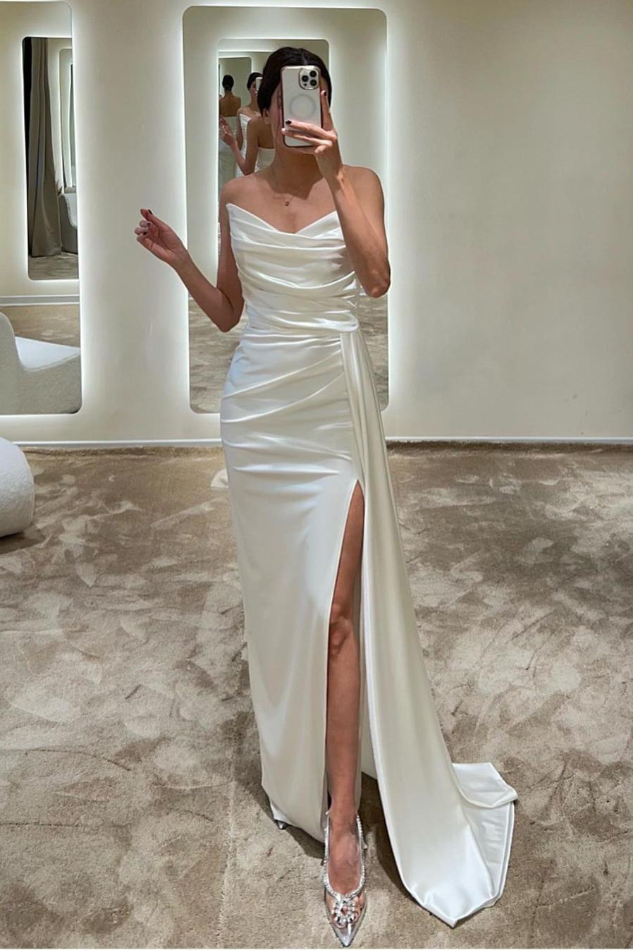 edgynewlook Charming White Satin Strapless Sleeveless Long Pleated Prom Dress with Split