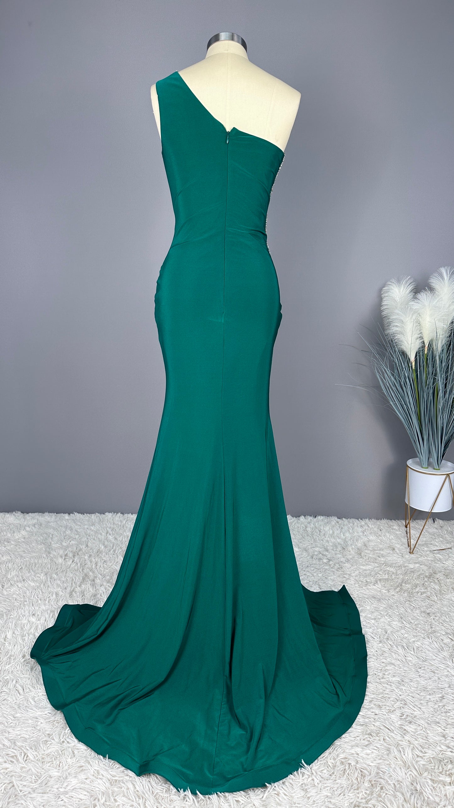 Okdais Prom Dress Long Emerald Green Sleeveless One Shoulder Appliques YL0298