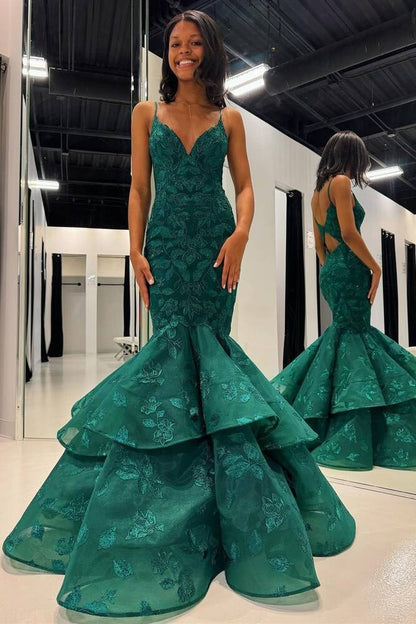 Elysian | Hunter Green V-Neck Lace Applique Layered Mermaid Prom Dress