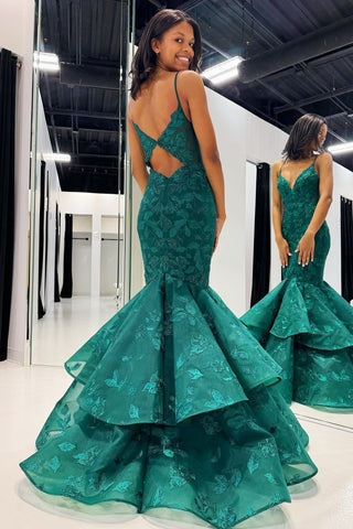 Elysian | Hunter Green V-Neck Lace Applique Layered Mermaid Prom Dress