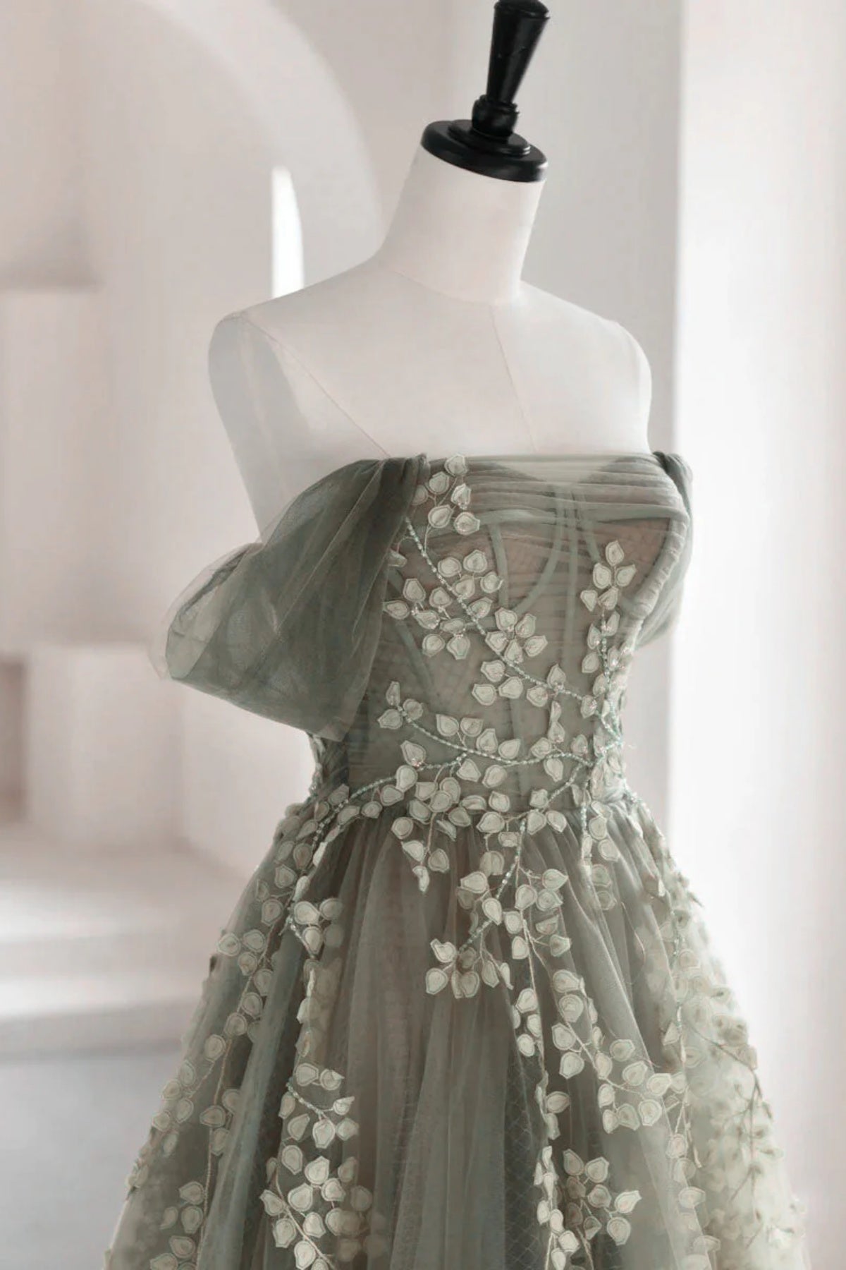 Eosinia | Gray Green Off The Shoulder Tulle Prom Dress With Appliques