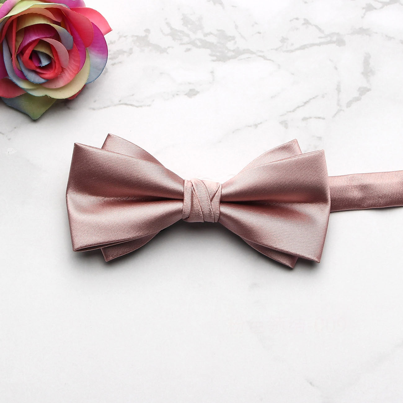 Men's Solid Colored Bow Tie Fashion Work Wedding Formal Classic Retro Bow