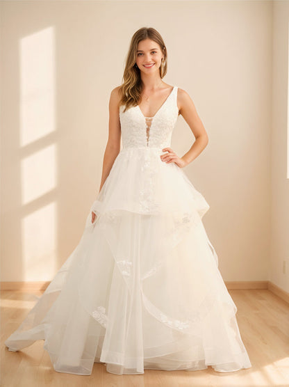 Ball Gown V-Neck Sleeveless Ivory Tulle Wedding Dresses with Lace Appliques