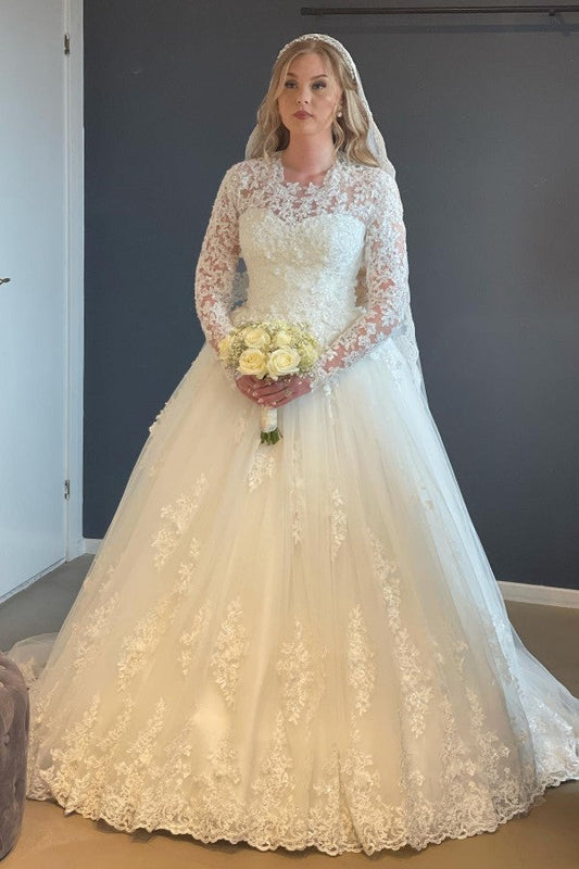 Fabulous Long Long Lace Wedding Dresses Online With Long Sleevess