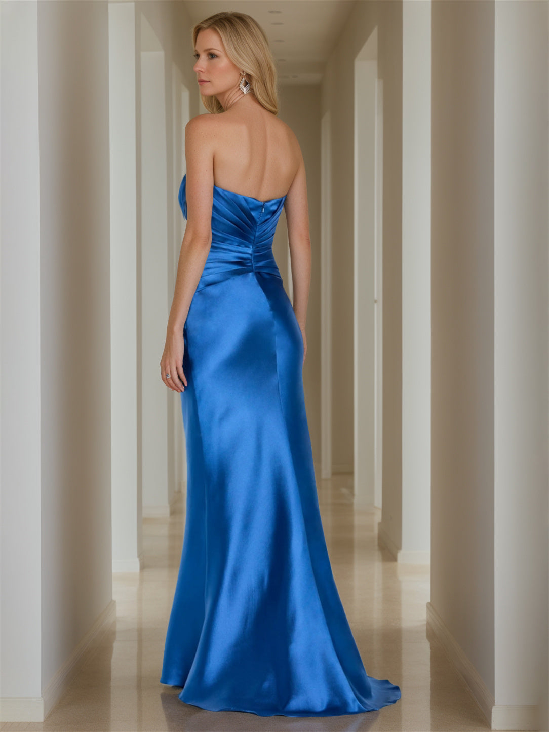 Mermaid/Trumpet Strapless Sleeveless Floor-Length Mother of the Bride Dresses with Pure Color