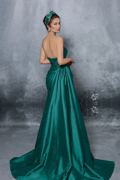 Blue Elegant Sleeveless Strapless Prom Dress with slit pleated ED0584