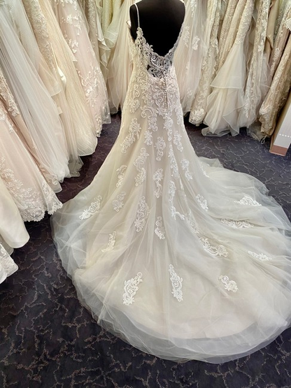 Ivory / Soft Blush Lace Tulle Couture Formal Wedding Dress gh2654