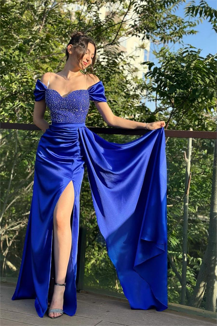 edgynewlook Glamorous Royal Blue Satin Off the Shoulder Pleated Long Split Prom Dress with Beadings