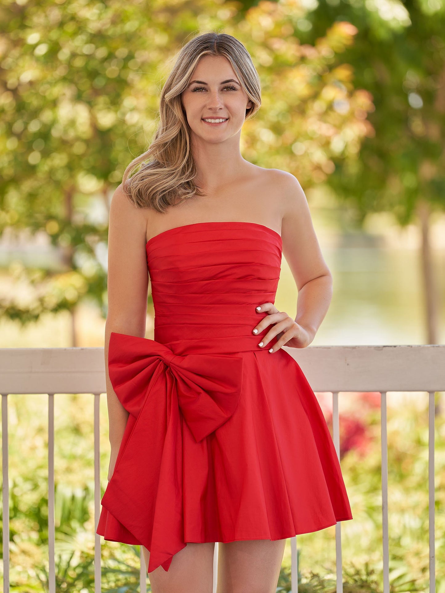 Fern | A-Line Red Strapless Mini Homecoming Dress with Bow