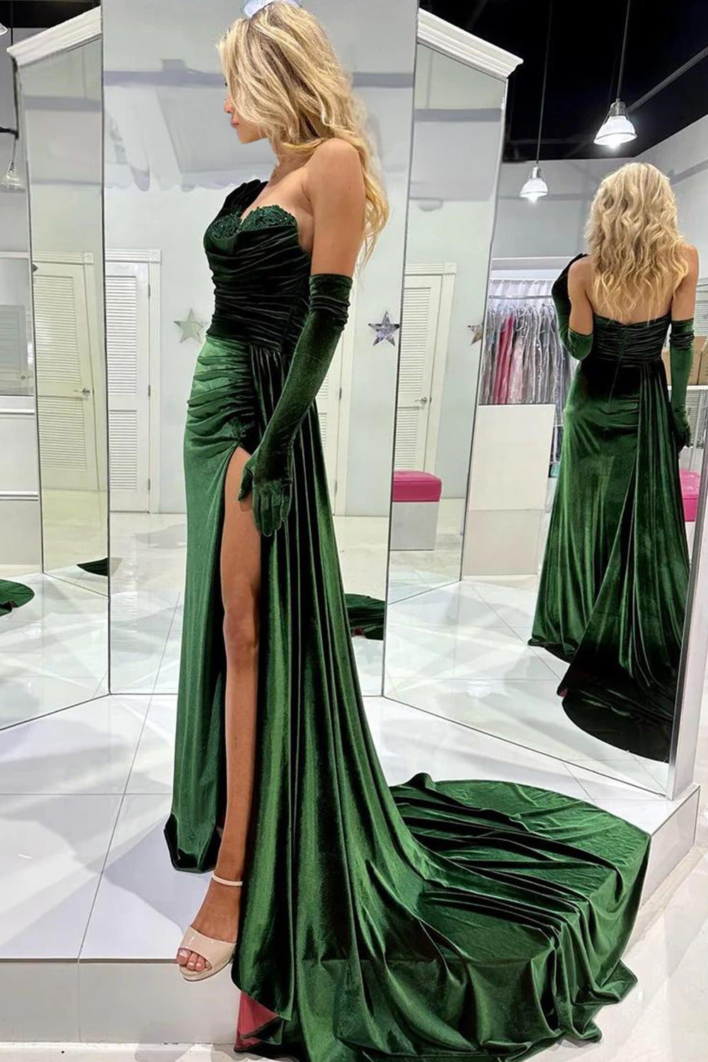 Finnegan | Emerald Sweetheart Long Prom Dress with Attached Train