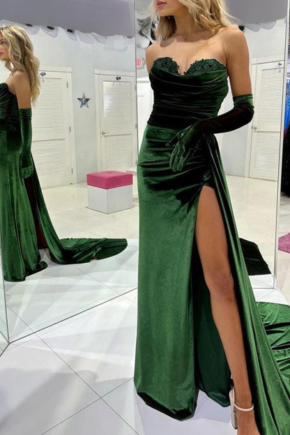 Finnegan | Emerald Sweetheart Long Prom Dress with Attached Train