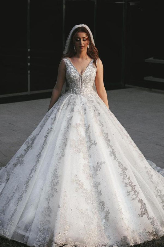 Glamorous V-Neck Sleeveless Wedding Dress Ball Gown Lace Bridal Wear