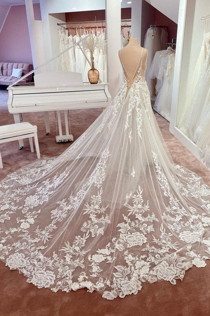 Gorgeous Spaghetti-Straps Lace Wedding Dress Tulle Sleeveless Bridal Gowns