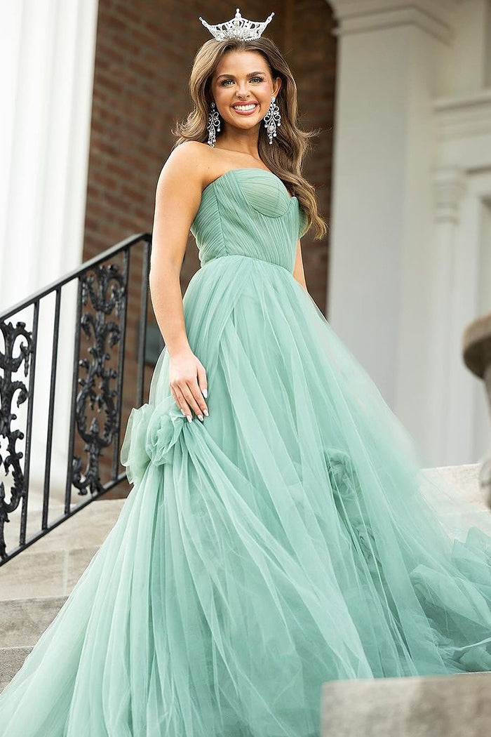 Green Strapless A-Line Tulle Long Prom Dresses