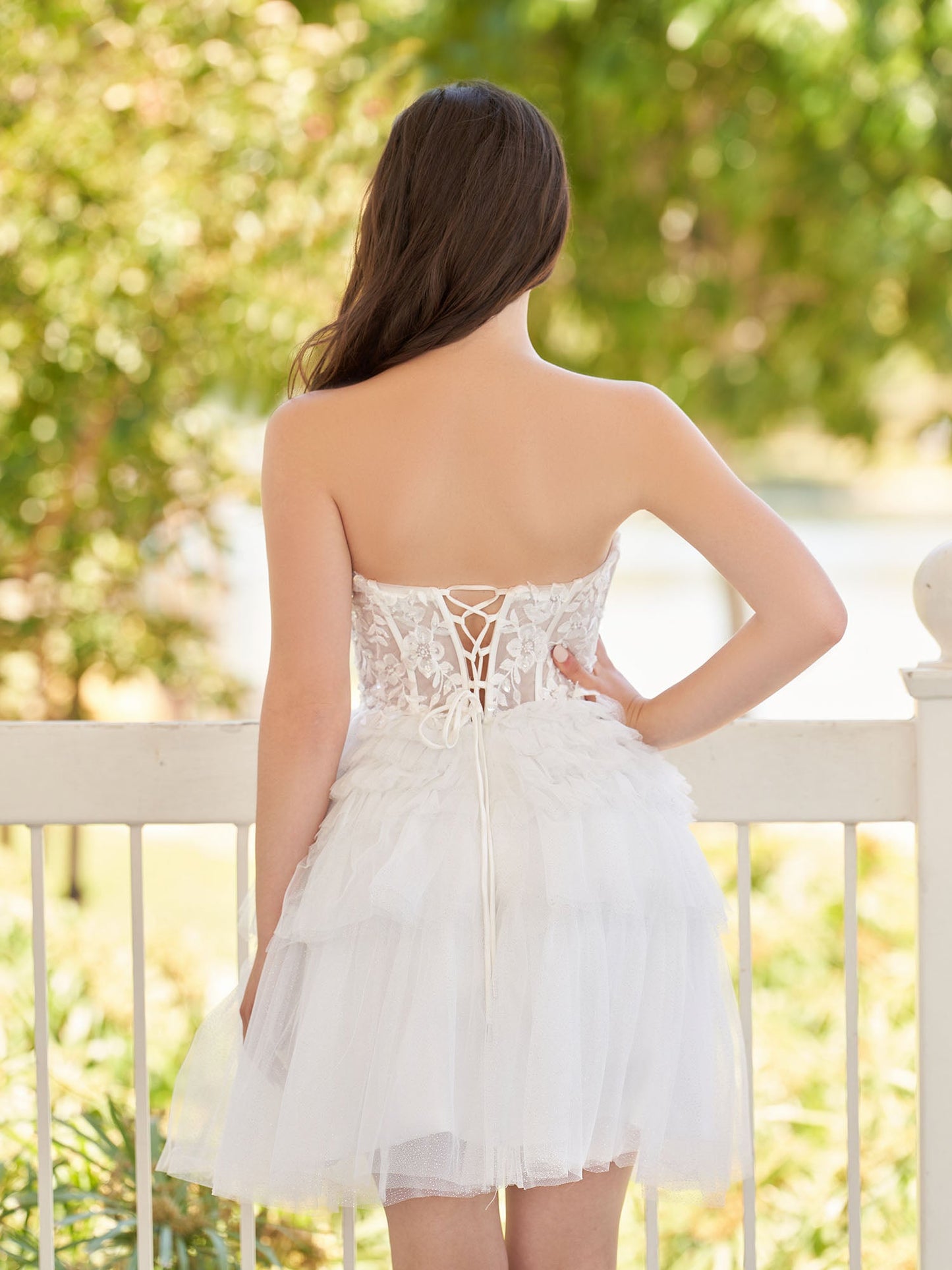 Ivy | A-Line Sweetheart White Lace Short Homecoming Dress