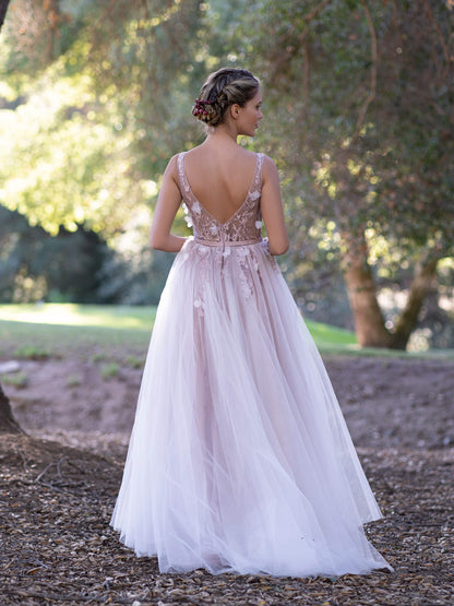 V-neck Appliques and 3D Flowers Lace Tulle Prom Dress