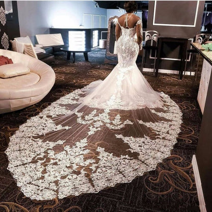 Luxurious Long Sleevess Beading Appliques Rhinestones Mermaid Wedding Dress with Sweep Train