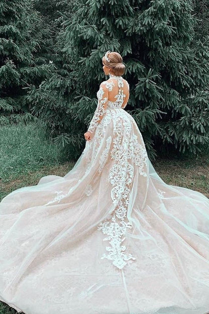 Luxurious Sweetheart Lace Tulle Mermaid Spring Wedding Dress