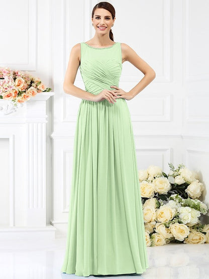 Modern Bateau Pleats Sleeveless Long Chiffon Bridesmaid Dresses