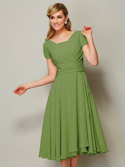 Modern Bateau Short Sleeves Ruffles Short Chiffon Bridesmaid Dresses