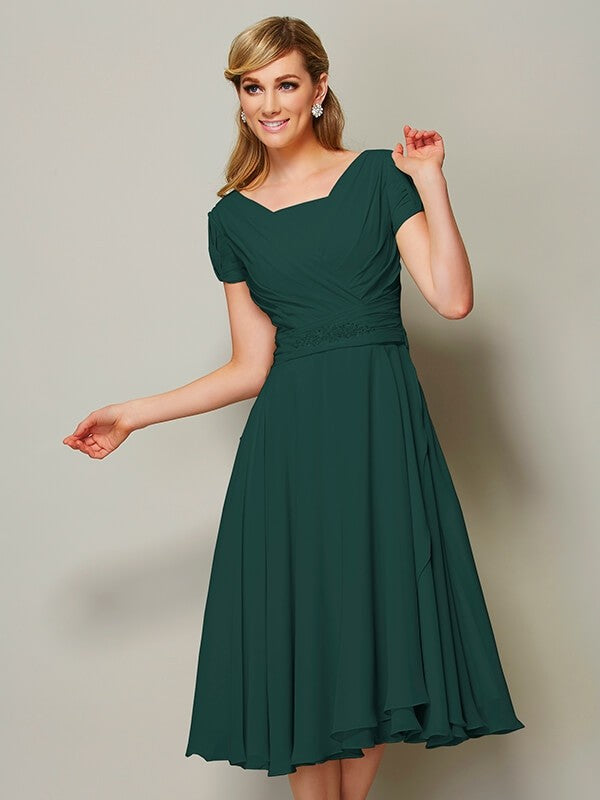 Modern Bateau Short Sleeves Ruffles Short Chiffon Bridesmaid Dresses