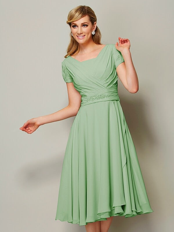 Modern Bateau Short Sleeves Ruffles Short Chiffon Bridesmaid Dresses