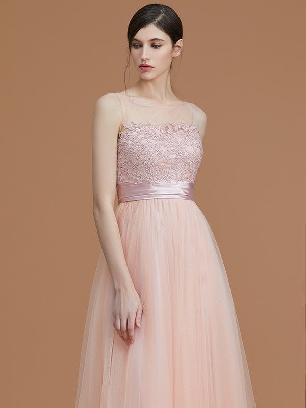 Modern Bateau Sleeveless Applique Tulle Bridesmaid Dresses