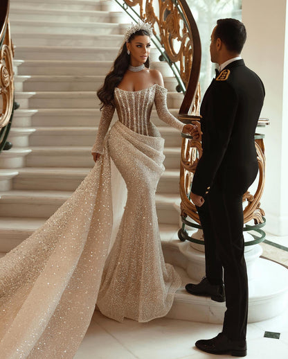 Modern Long Sleeves Mermaid Wedding Dress With Ruffles and Sequins Pleats