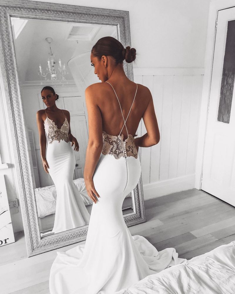 Modern V Neck Lace Spaghetti Strap Mermaid Wedding Dress Open Back Bridal Gown