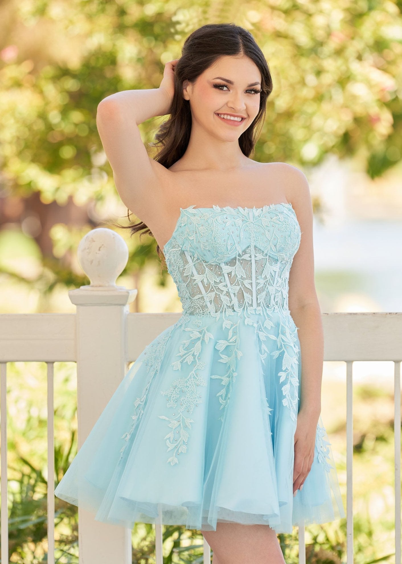 Petunia |A-Line Tulle Lace Homecoming Dress with Appliques