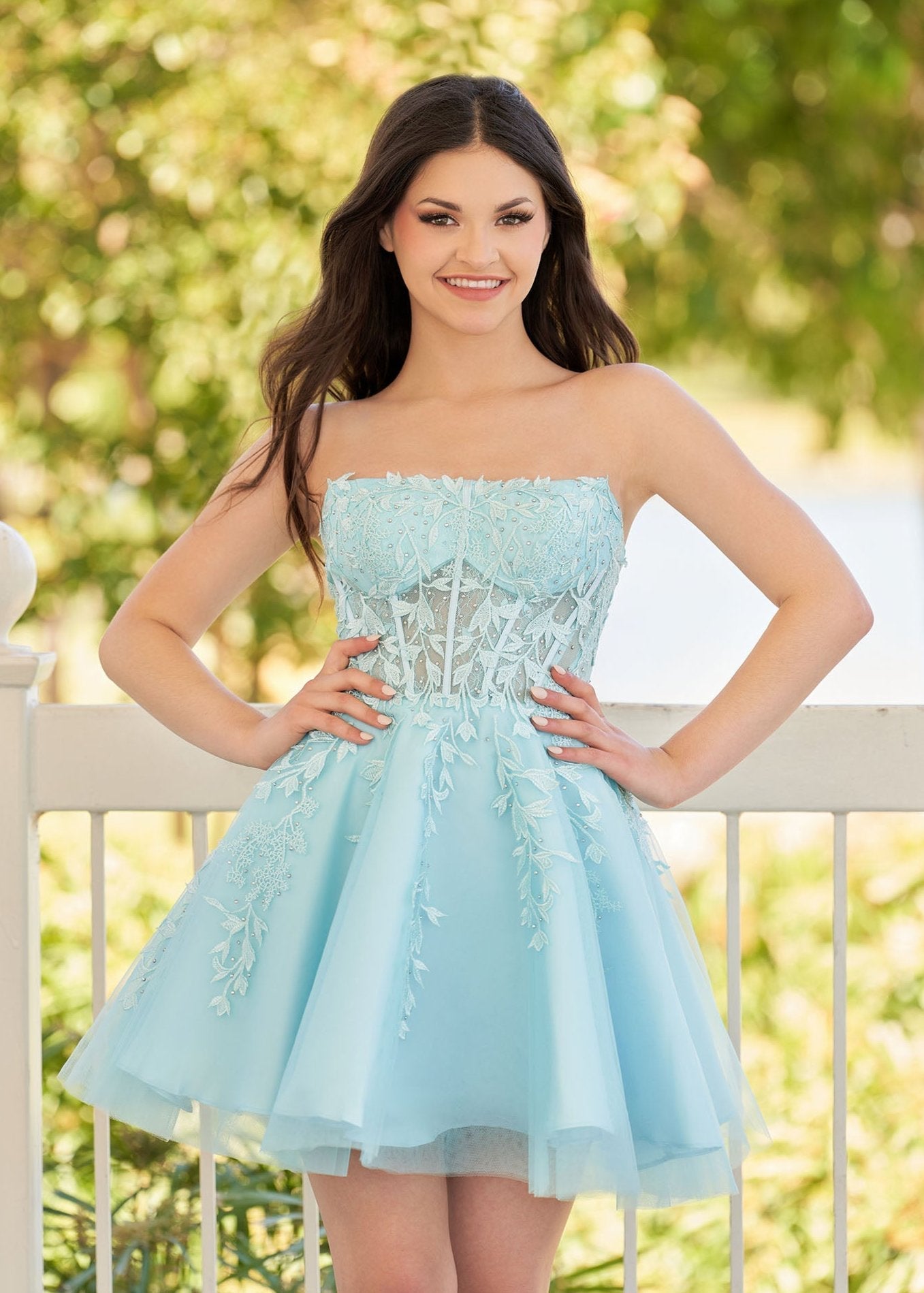 Petunia |A-Line Tulle Lace Homecoming Dress with Appliques