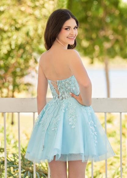 Petunia |A-Line Tulle Lace Homecoming Dress with Appliques