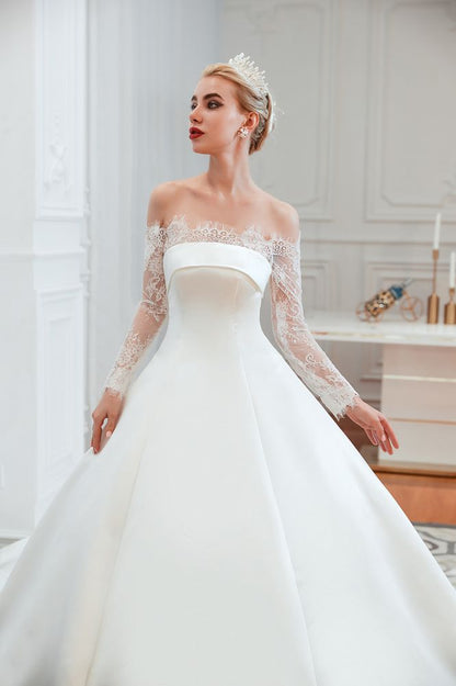 Romantic Lace Long Sleevess Princess Satin Wedding Dress